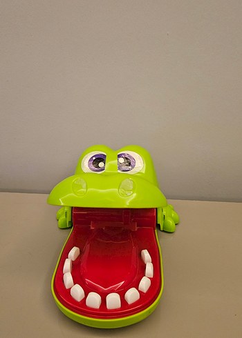 Hasbro timsah oyuncak - Görsel 4