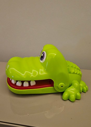 Hasbro timsah oyuncak - Görsel 2