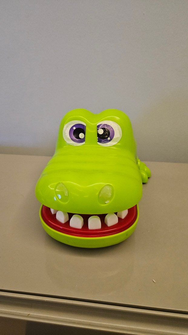 Hasbro timsah oyuncak - Görsel 3