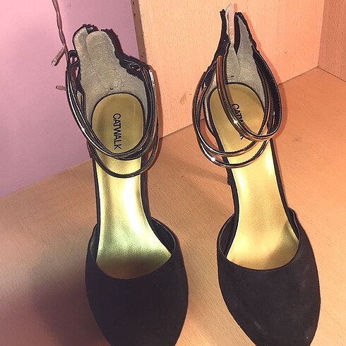 41 Beden Catwalk Topuklu Ayakkabı