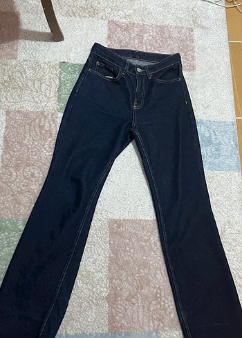 Mango Koyu Lacivert Denim Jean