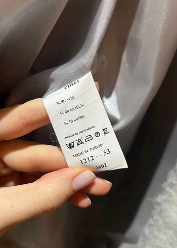 Gri Midi Boy Kadın Kaban Peluş Detaylı - Görsel 4