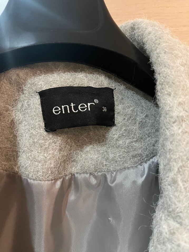 Gri Midi Boy Kadın Kaban Peluş Detaylı - Görsel 2