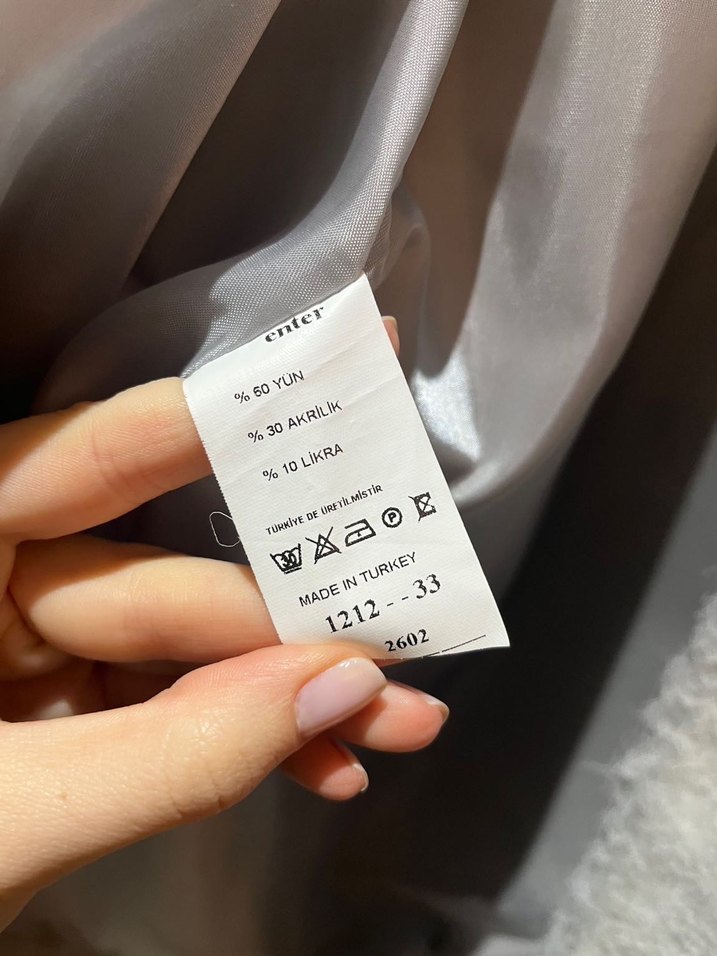Gri Midi Boy Kadın Kaban Peluş Detaylı - Görsel 4