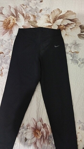 Nike sporcu taytı 