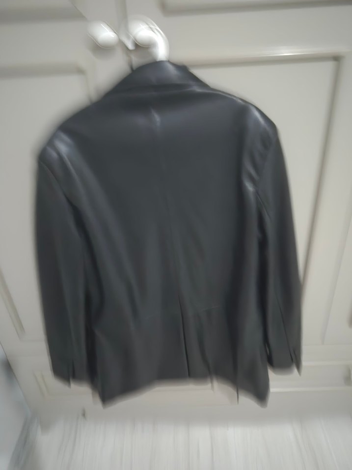 Düğmeli Siyah Deri Kadın Ceket - Görsel 4