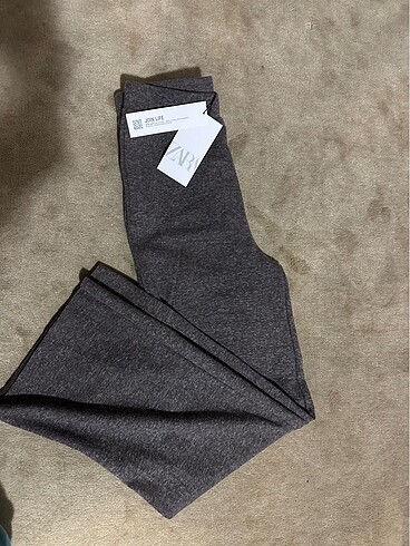 ZARA PANTOLON