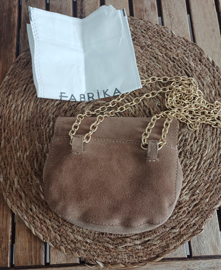 Fabrika Marka Şıklık ve Zarafet Kahverengi Süet Mini Çanta — görsel 3/5