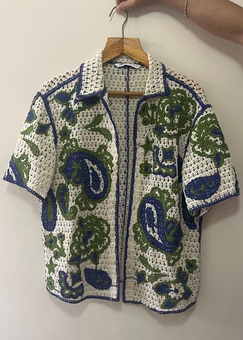 Zara Bohem Cicekli Kisa Kollu Orgu Gomlek