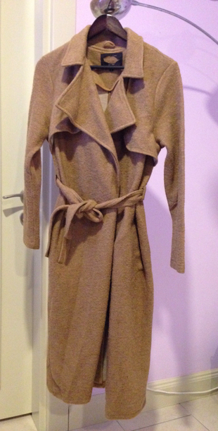 Hirka tarzi trenchcoat