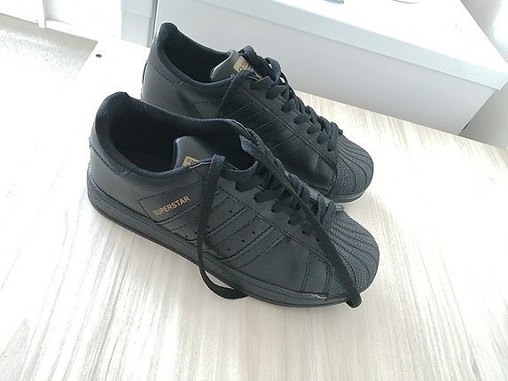 Adidas ayakkabı 