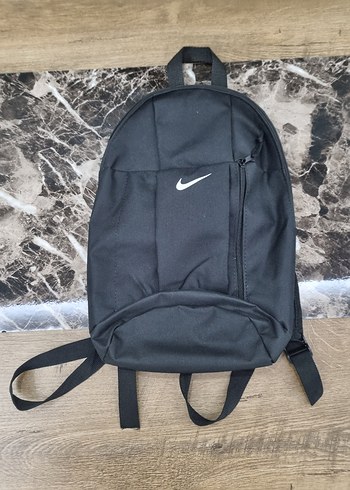 Diğer Nike Siyah Minimal Sirt Cantasi