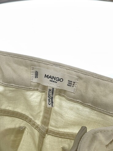 38 Beden beyaz Renk Mango Jean / Kot %70 İndirimli.
