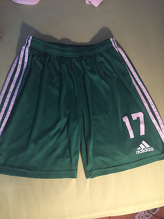 Adidas şort 17 numara 