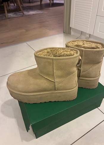 Ugg Orijinal Ugg Bej Suet Kisa Bot