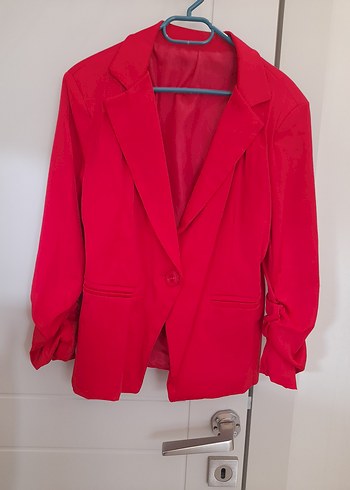 Zara Canli Kirmizi Tek Dugmeli Blazer Ceket