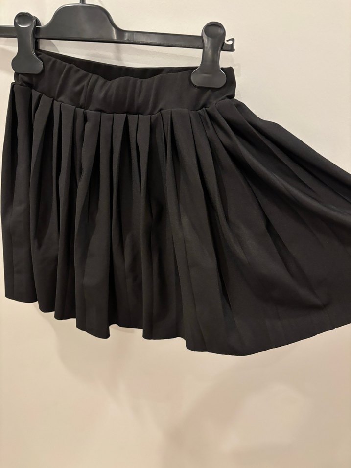 Nike Siyah Pilili Mini Etek — görsel 2/4