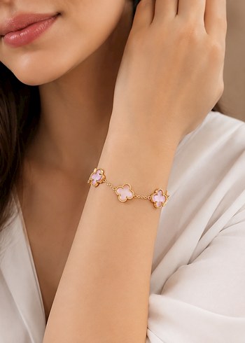 Van Cleef & Arpels ürünü