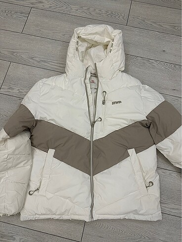 pull and bear erkek şişme mont