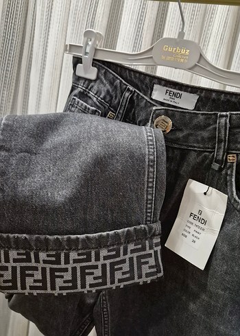 Fendi Siyah Denim Sort