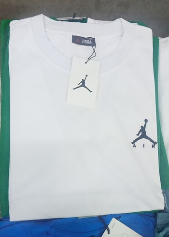 Nike Jordan Beyaz Kisa Kollu Tisort