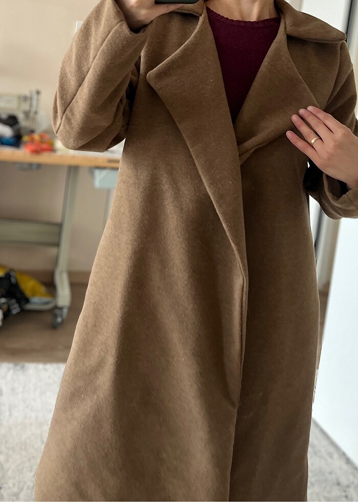 diktirdiğim telalı astarlı manto. Hiç giymedim ceplidir - Görsel 4