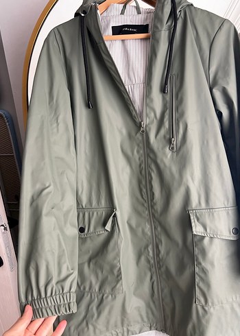 Zara Kapüşonlu Fermuarlı Yağmurluk - Görsel 3