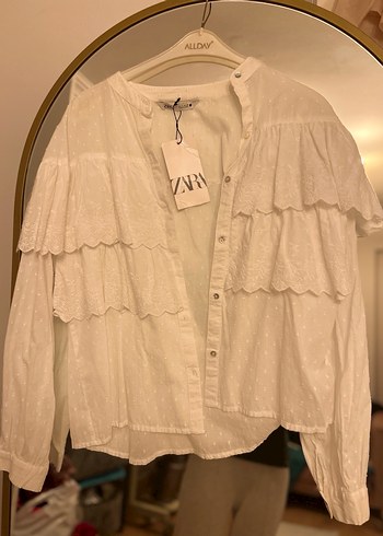 Beyaz Nakışlı Fırfırlı pamuklu Gömlek - Görsel 2