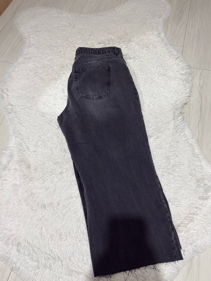 Koyu Gri Yıkamalı Geniş Paça Jean — görsel 6/7