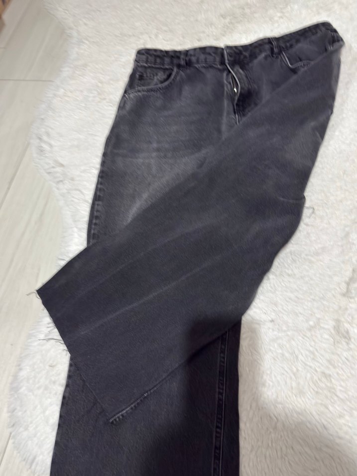 Koyu Gri Yıkamalı Geniş Paça Jean — görsel 5/7