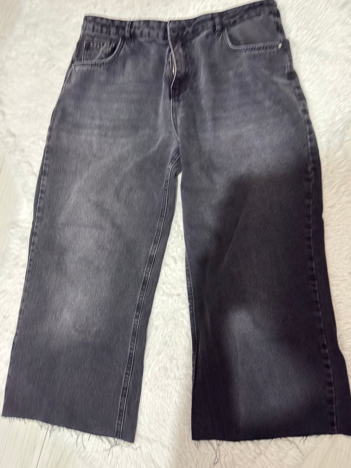 Koyu Gri Yıkamalı Geniş Paça Jean — görsel 3/7