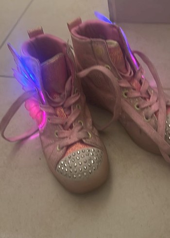 Pembe Parlak Kanatlı Kız Spor Ayakkabı - Görsel 2