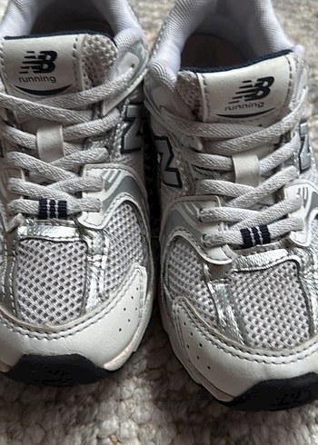 New Balance Beyaz Gri Spor Ayakkabı - Görsel 2