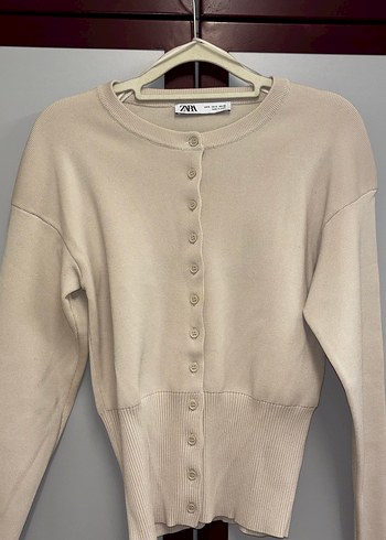 Zara Triko Hirka