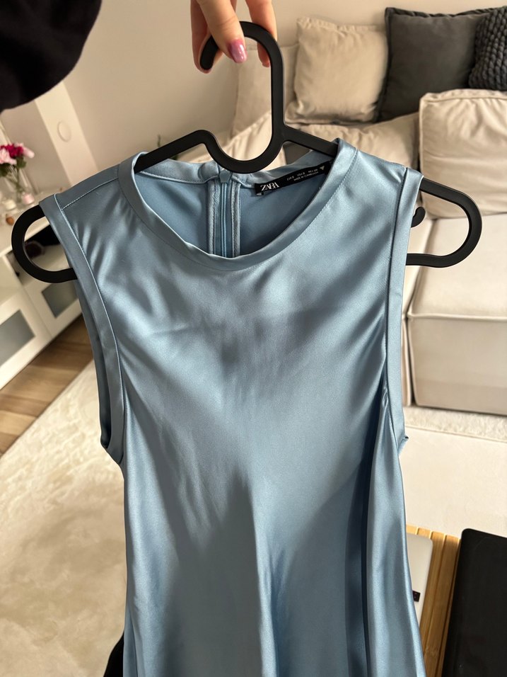 Mavi Saten Yüksek Yakalı Uzun Elbise zara - Görsel 2