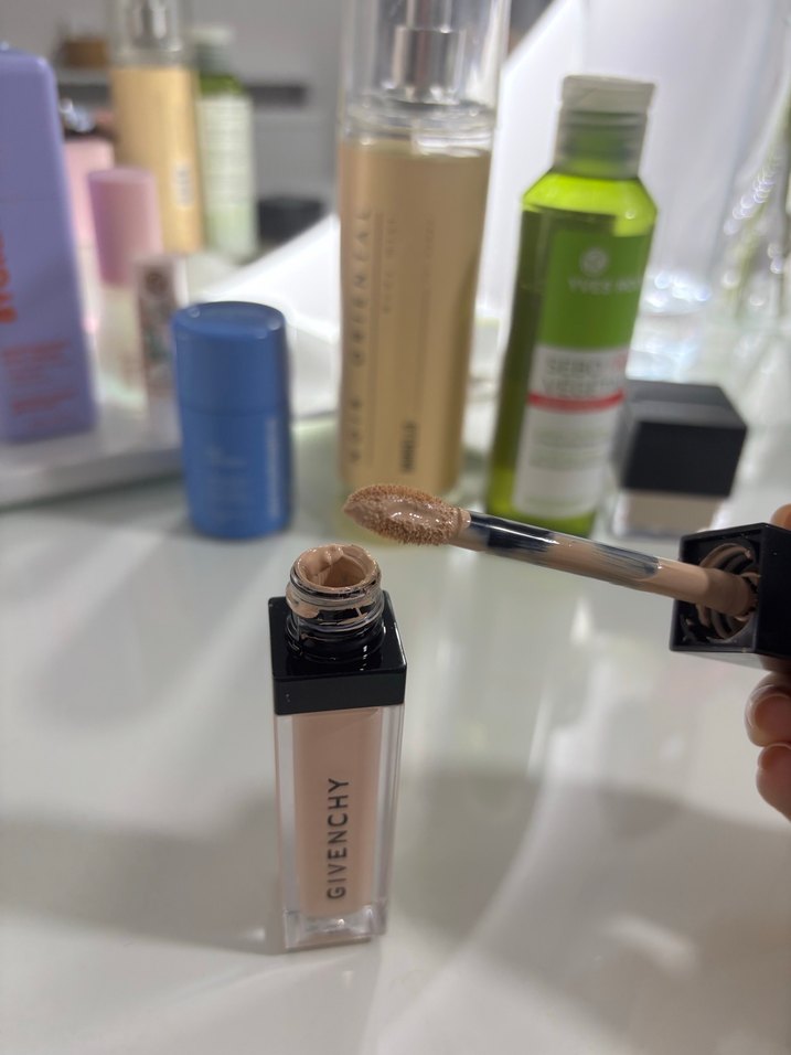 Givenchy Prisme Libre Kapatıcı - Açık Bej - Görsel 3