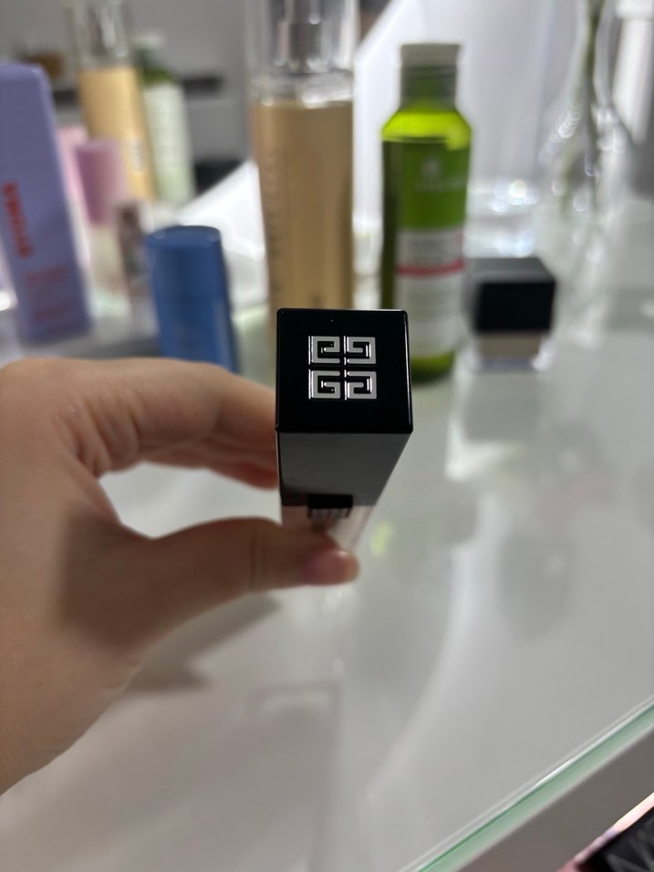 Givenchy Prisme Libre Kapatıcı - Açık Bej - Görsel 4