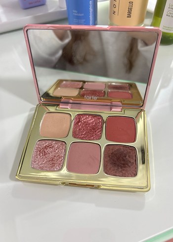 Tarte far paleti ve allık paleti. - Görsel 9