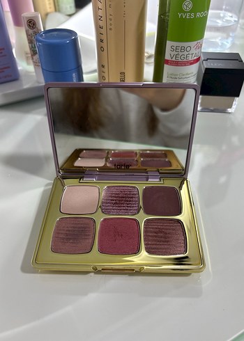 Tarte far paleti ve allık paleti. - Görsel 3