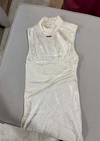 Les benjamins saten elbise - Görsel 3