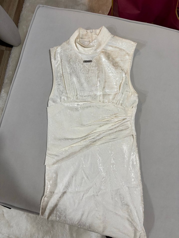 Les benjamins saten elbise - Görsel 3