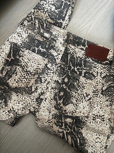 Trend leoparlı jean