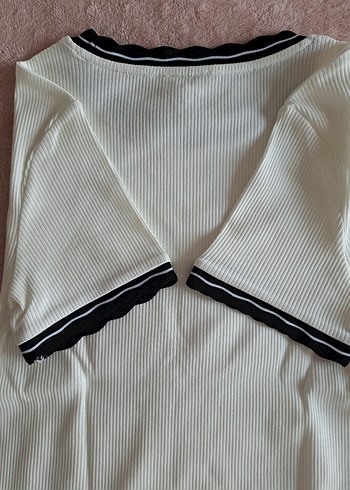 Beyaz Kısa Kollu Pamuklu Tişört - Görsel 3