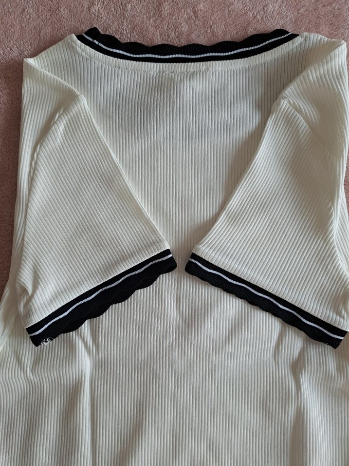 Beyaz Kısa Kollu Pamuklu Tişört - Görsel 3