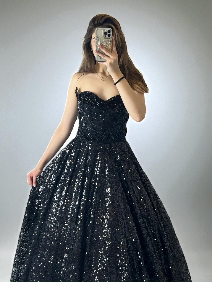 Parlak Siyah Straplez Midi Abiye Elbise - Görsel 3