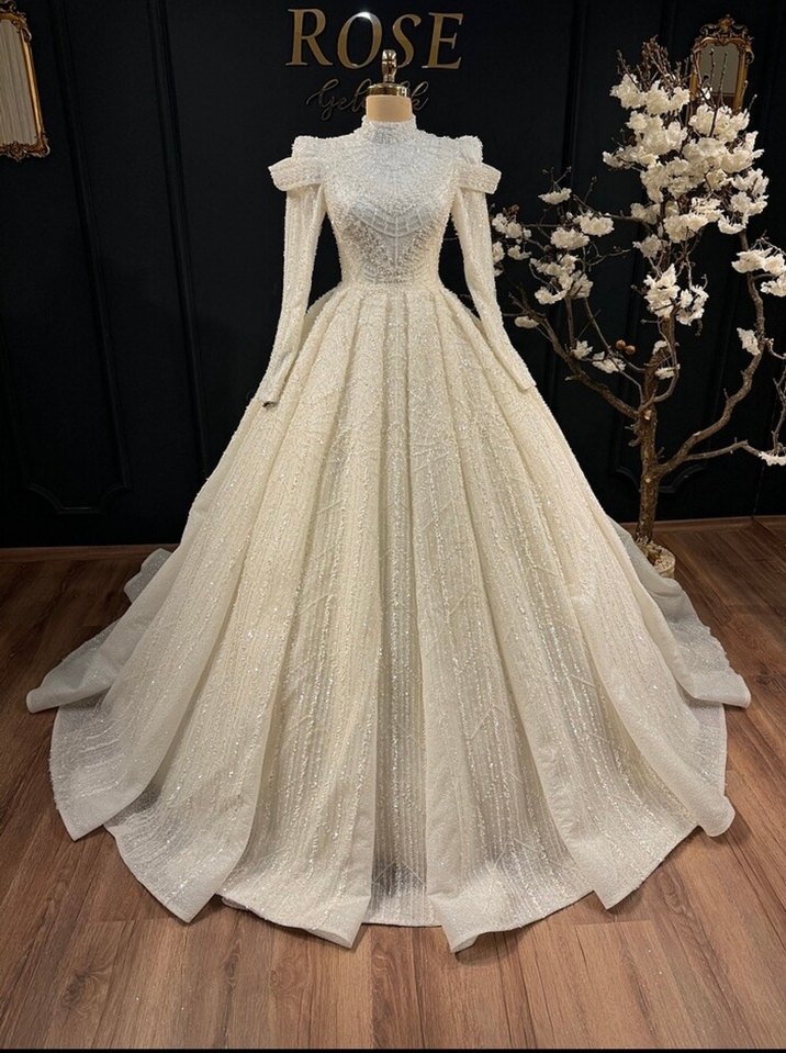 Uzun Kollu Yüksek Yakalı Prenses Gelinlik - Görsel 2