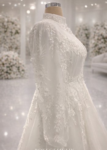 Uzun Kollu Yüksek Yakalı Beyaz Prenses Gelinlik - Görsel 3