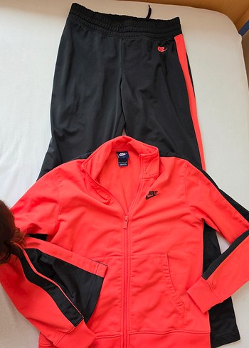 Nike Spor Takim Rahat Ve Sik
