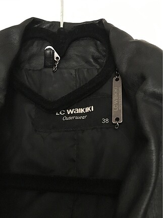 LC Waikiki Deri ceket