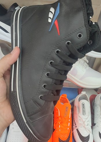Diğer Siyah Deri Gorunumlu Bagcikli Sneaker